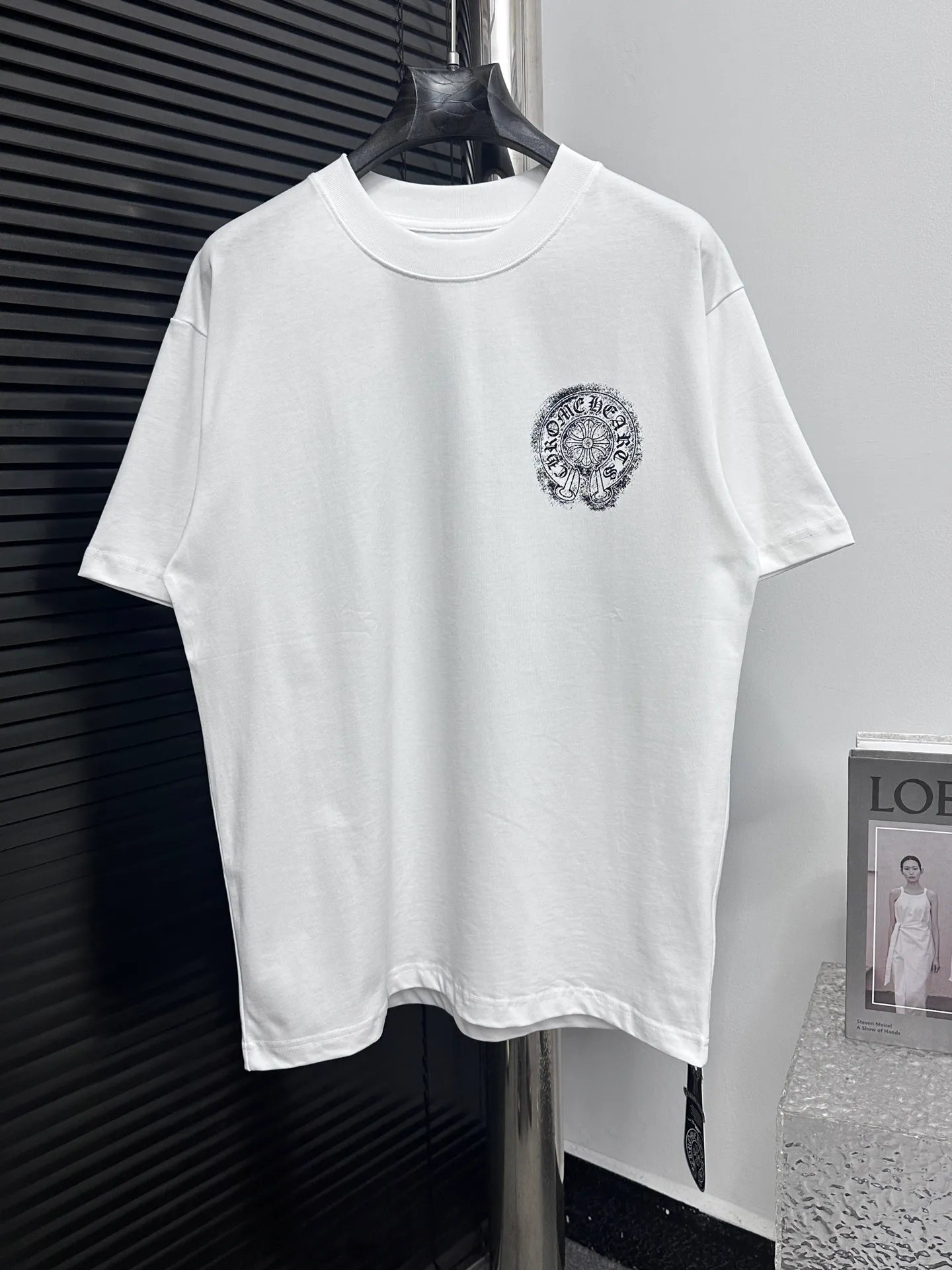 🅿️170 【ChromeHearts】Chrome Hearts 25ss printed round neck T-shirt Original fabric Official same style Short-sleeved T-shirt Customized 260g vat-dyed fabric Very comfortable to the touch Latest brick cabinet synchronization for spring and summer Fashionable and personalized Super versatile and good-looking Very suitable for both men and women A must-have style Tag Collar label Washed wheat Complete with three standards Color: Black White Size: XS-L
